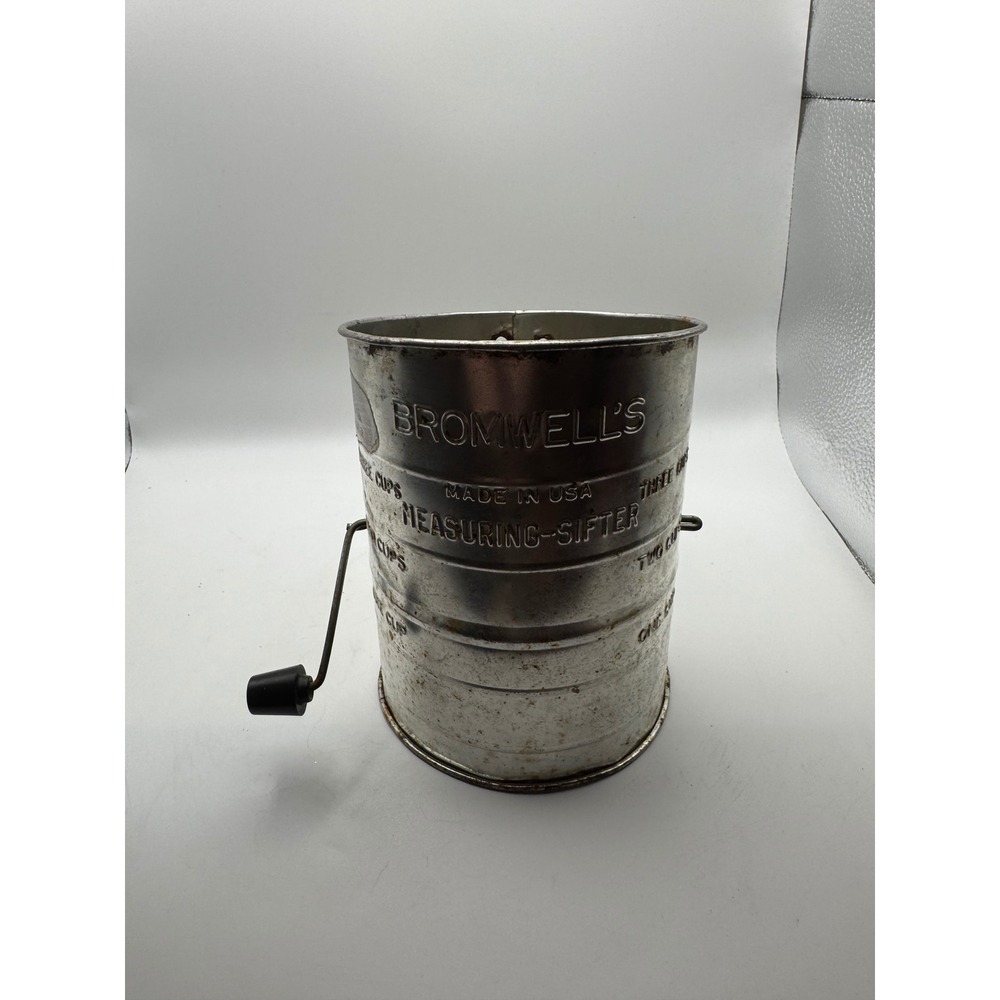 Bromwells Measuring Sifter Vintage Kitchen Tool‎ Metal Handle Crank